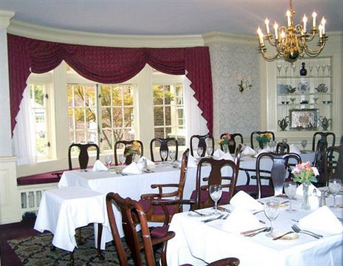Montague Inn Saginaw Restaurante foto