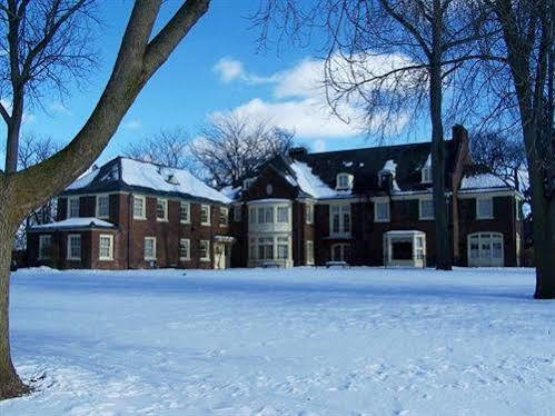 Montague Inn Saginaw Exterior foto